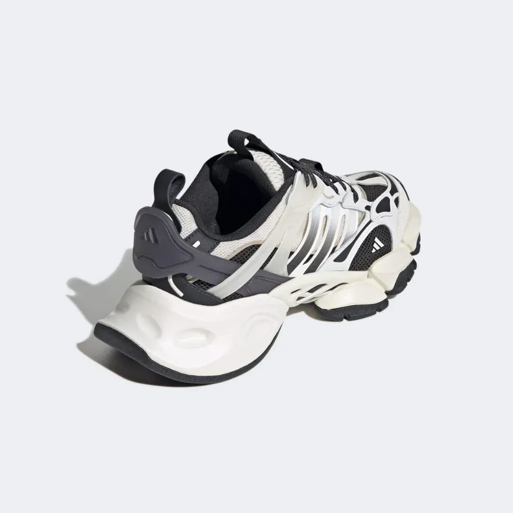 adidas XLG Runner Deluxe Beige foto 4
