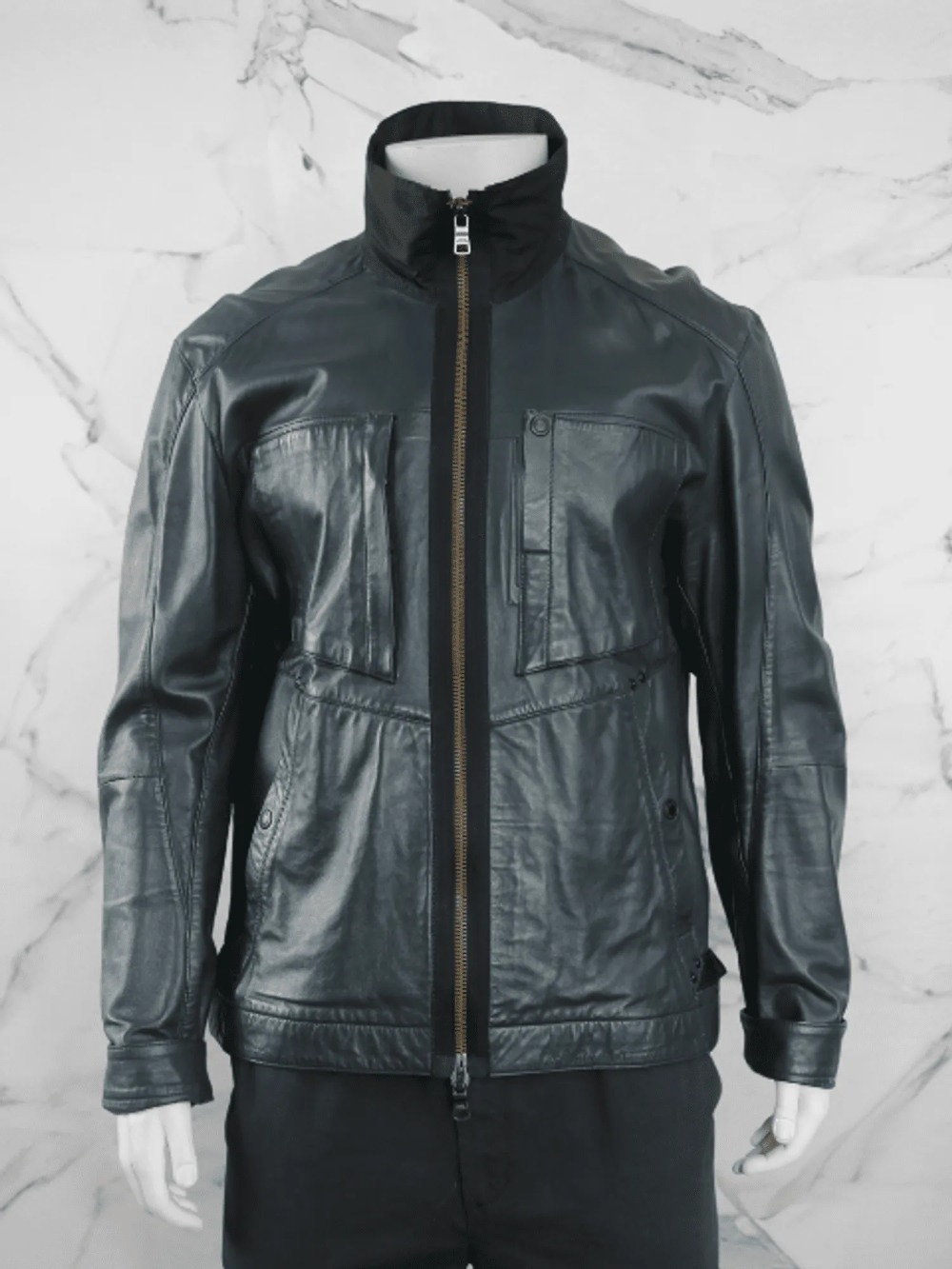 Jaqueta de Couro Armani Exchange Cinza