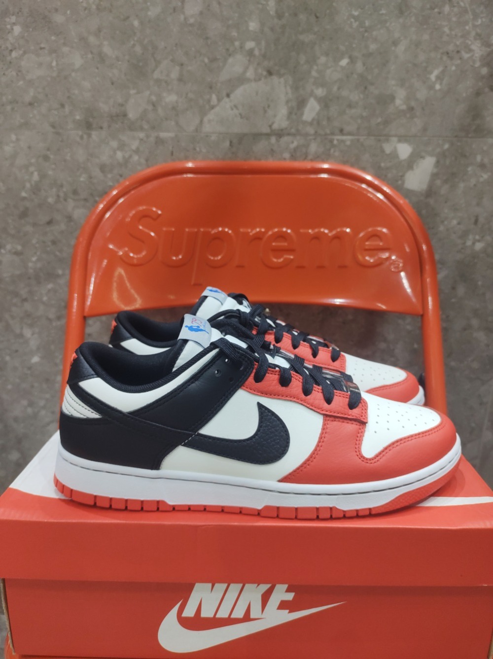 NBA x Nike Dunk Low Chicago — 42, Novo