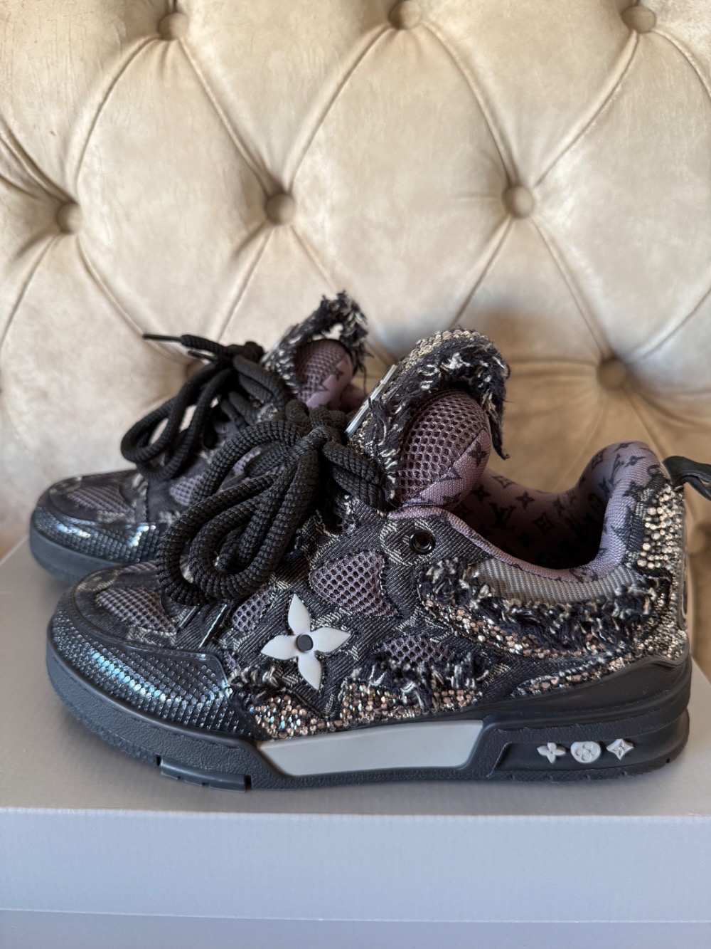 Louis Vuitton LV Skate Noir
