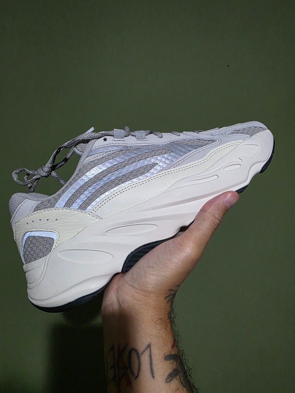 Yeezy 700 V2 Static