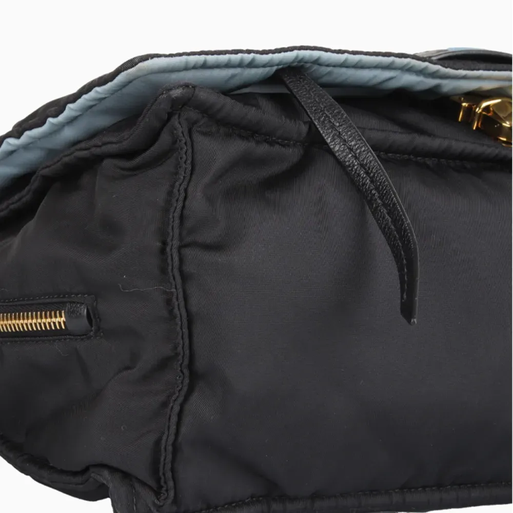 Prada Etiquette Messenger Bag Nylon Medium Black foto 5