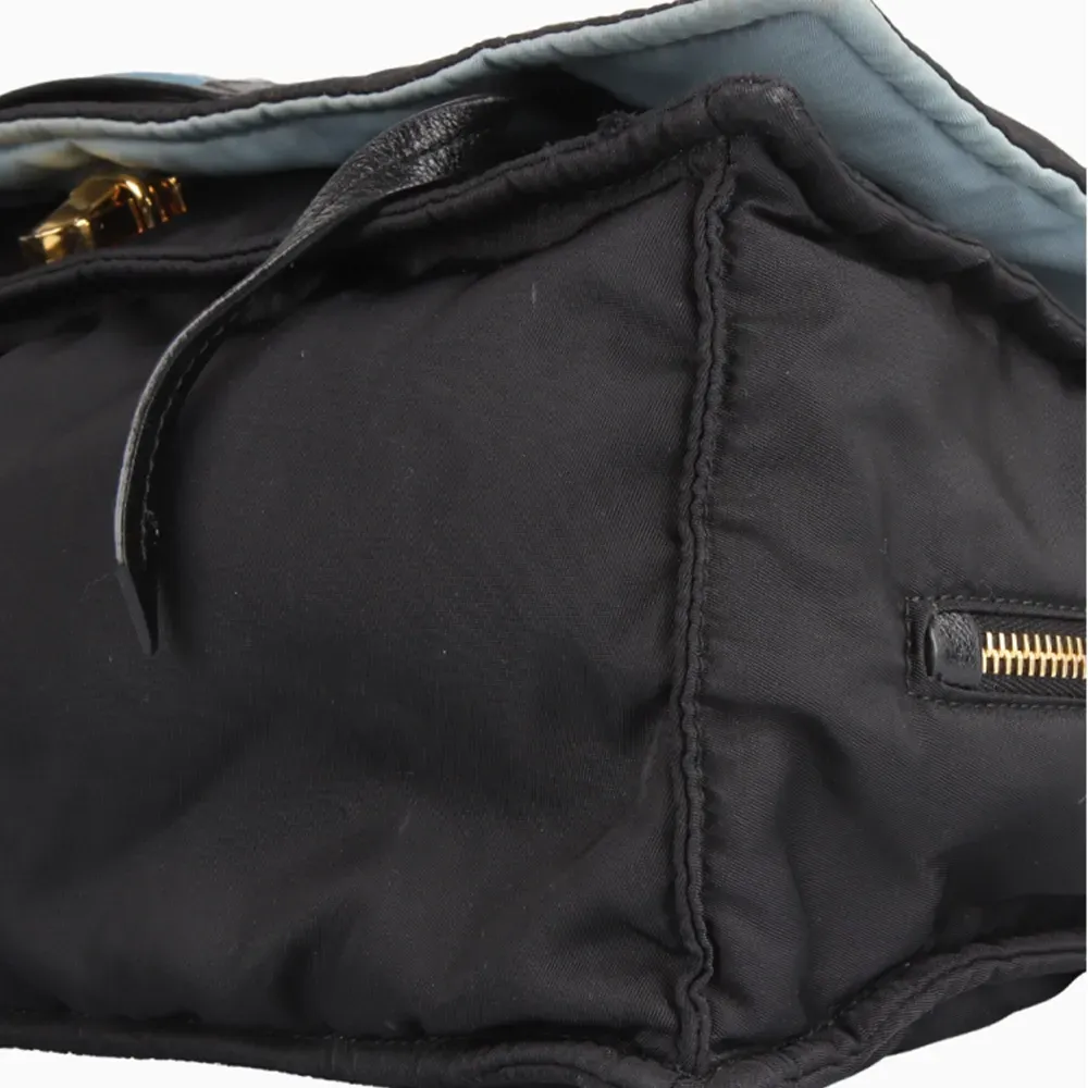 Prada Etiquette Messenger Bag Nylon Medium Black foto 6