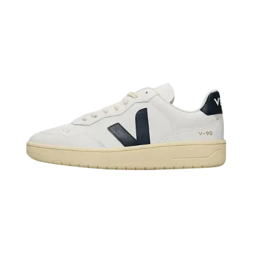 Veja V-90 White