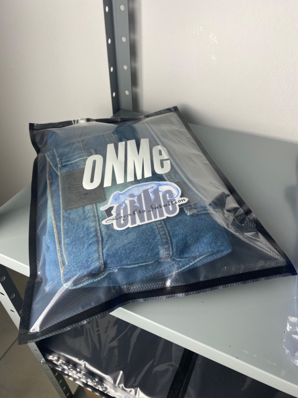 Bermuda oNMe Jorts Sneaky