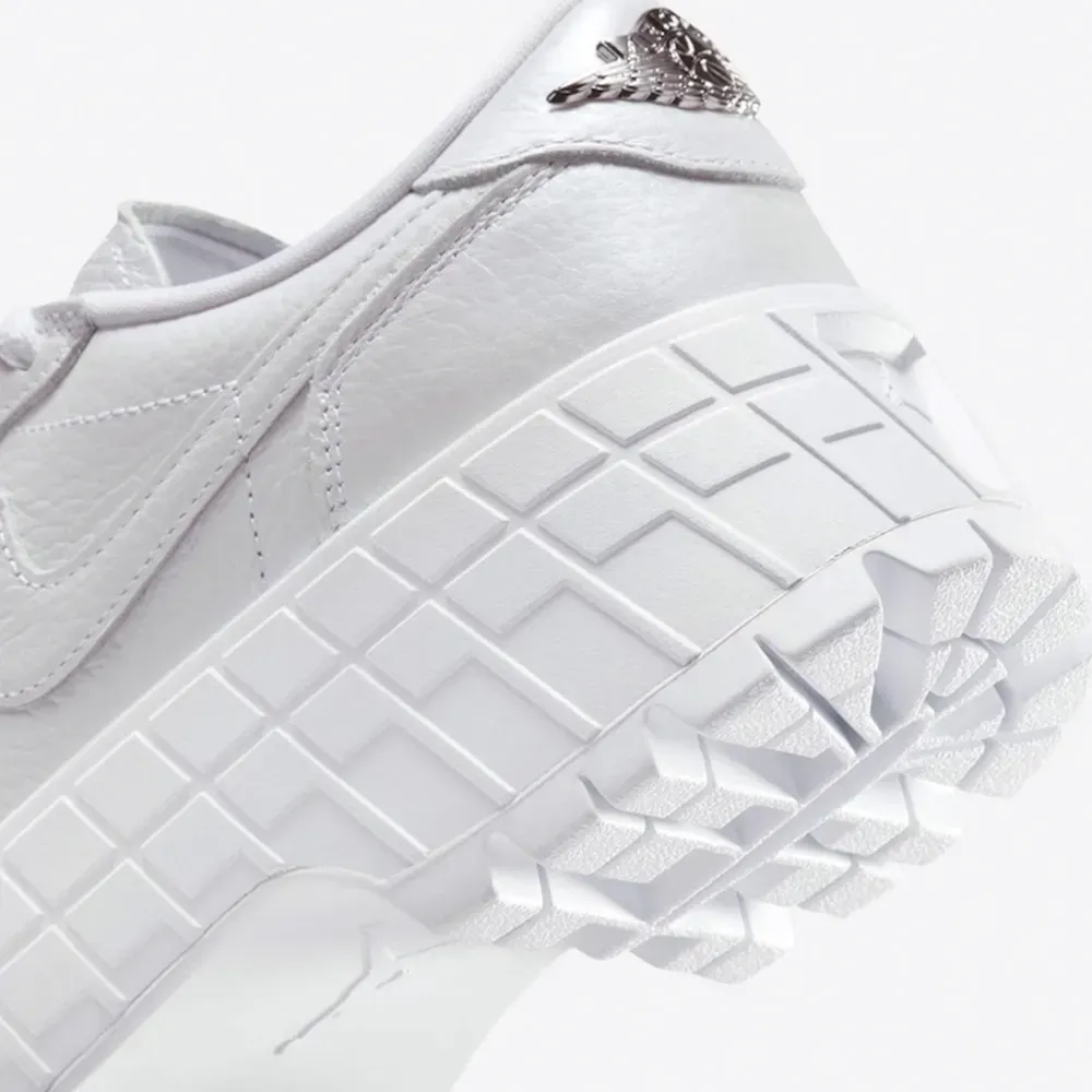 Air Jordan 1 Brooklyn Low White Metallic Silver - Droper