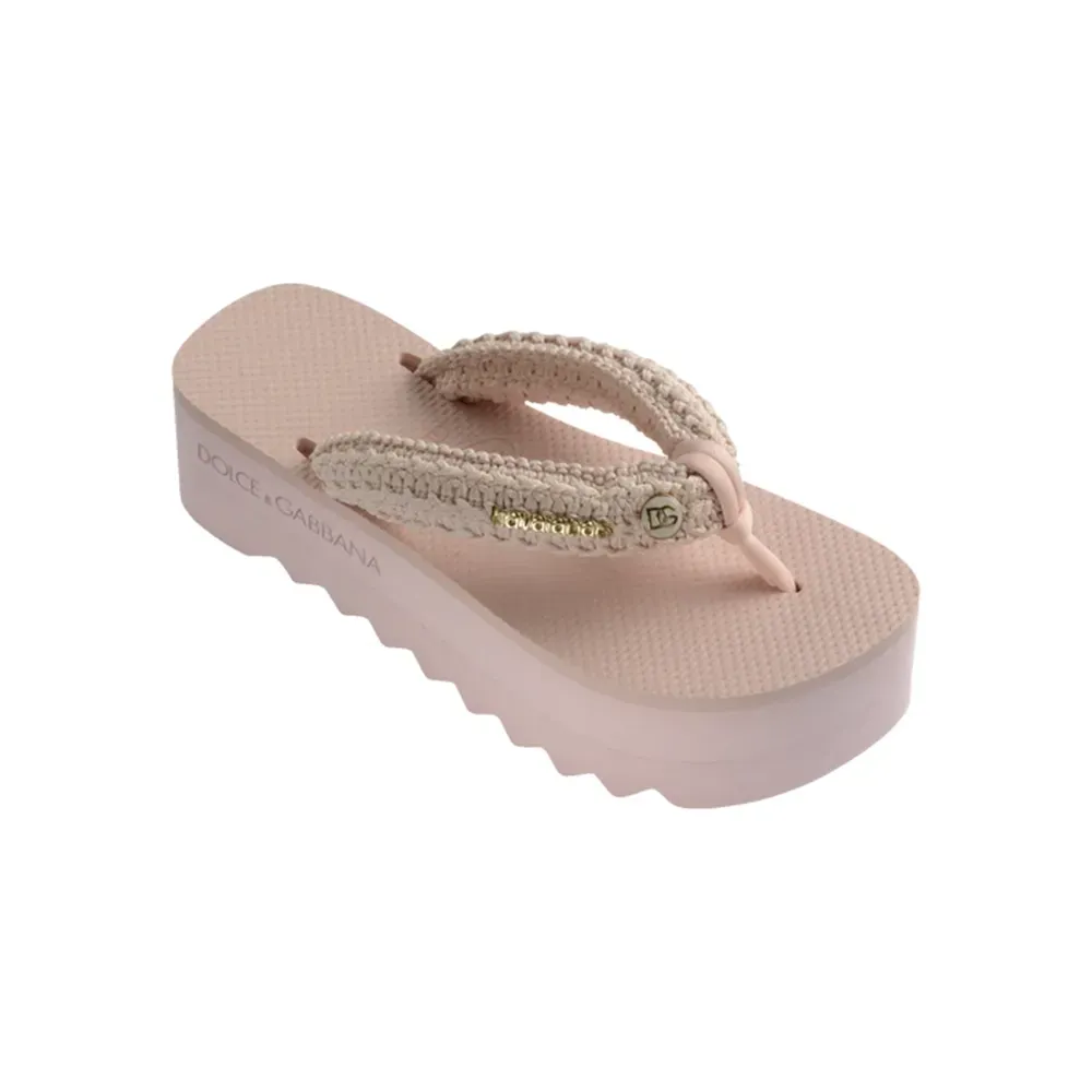 Dolce&Gabbana x Havaianas: El retorno de una colaboración icónica Dolce&Gabbana x Havaianas: El retorno de una colaboración icónica