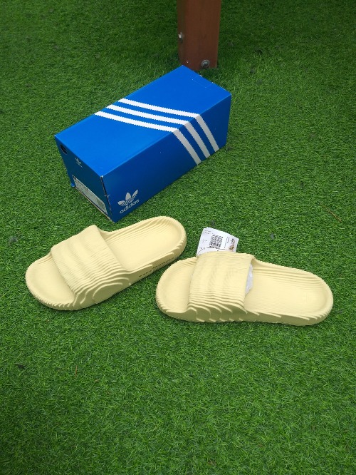 adidas Adilette 22 Desert Sand