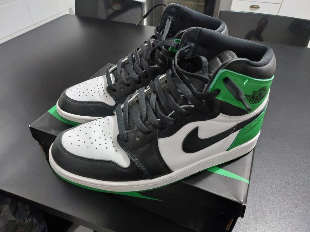 Air Jordan 1 High OG Lucky Green — 42, Usado