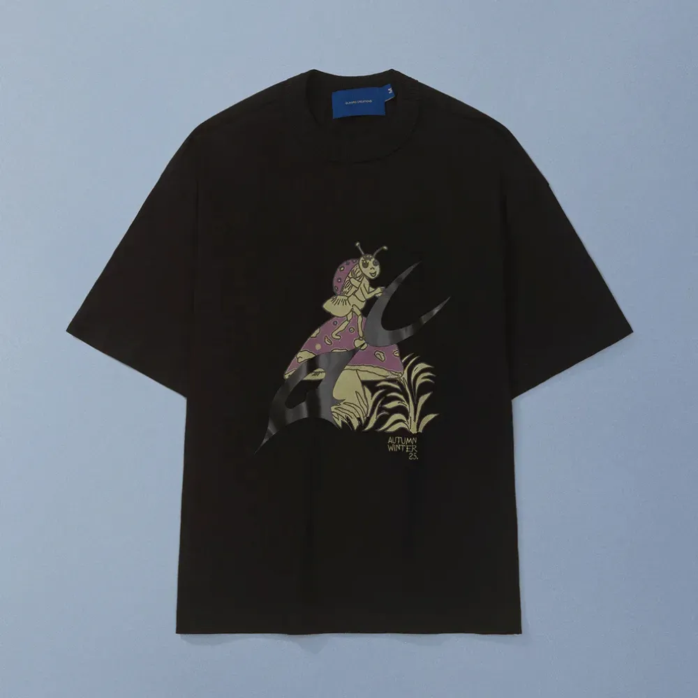 Camiseta Quadro Creations Joaninha Boxy Preto - Droper