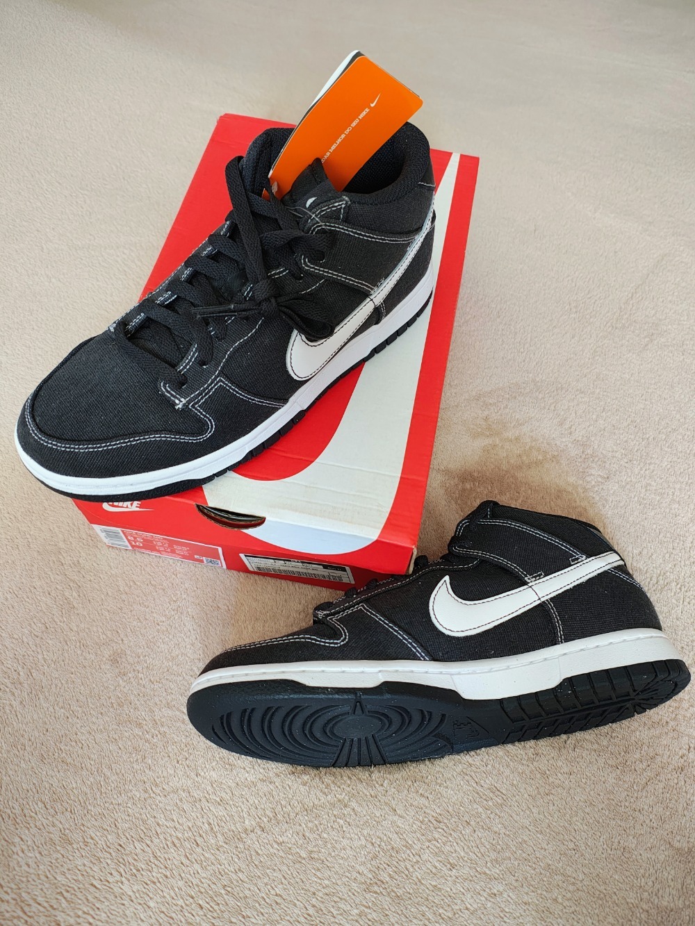 Nike Dunk Mid Off Noir White