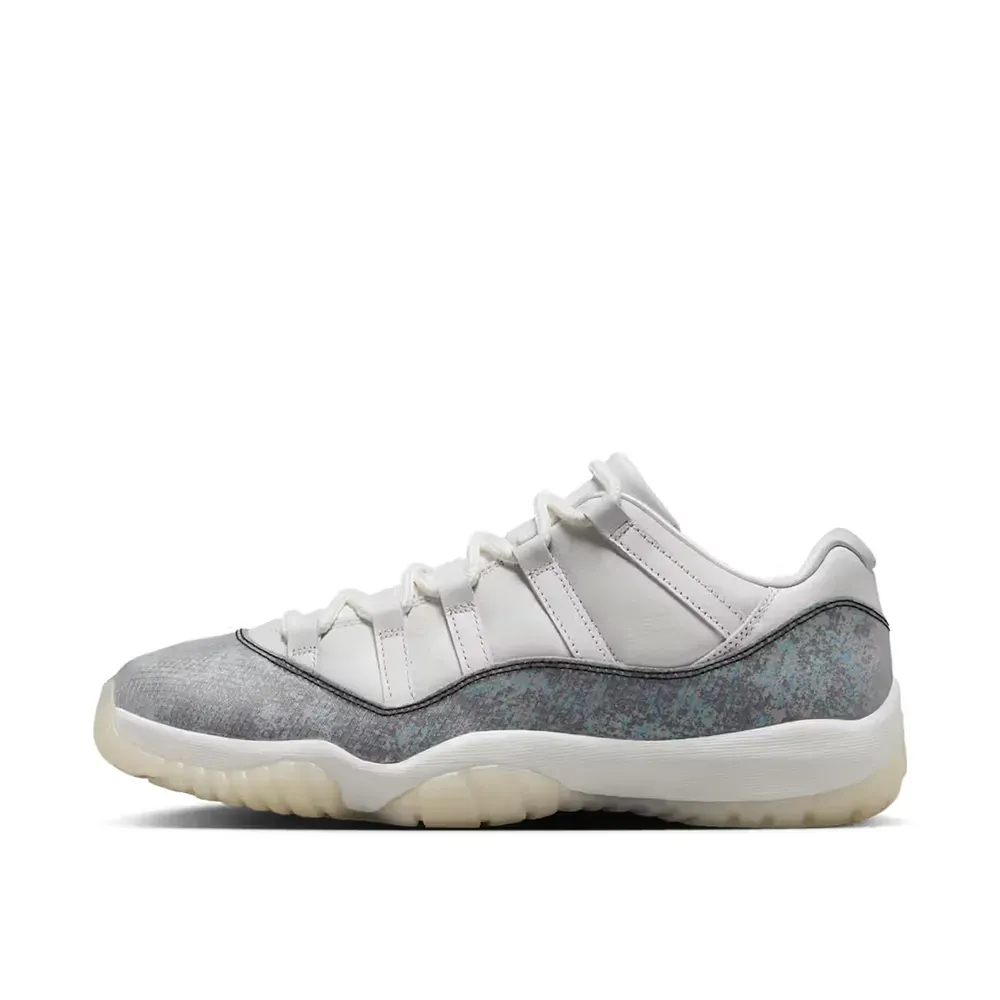 Air Jordan 11 Low Snake Skin foto 1