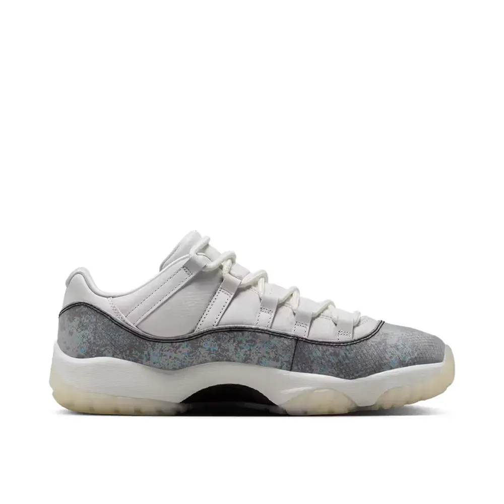 Air Jordan 11 Low Snake Skin foto 2