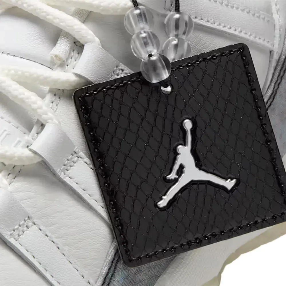 Air Jordan 11 Low Snake Skin - Droper