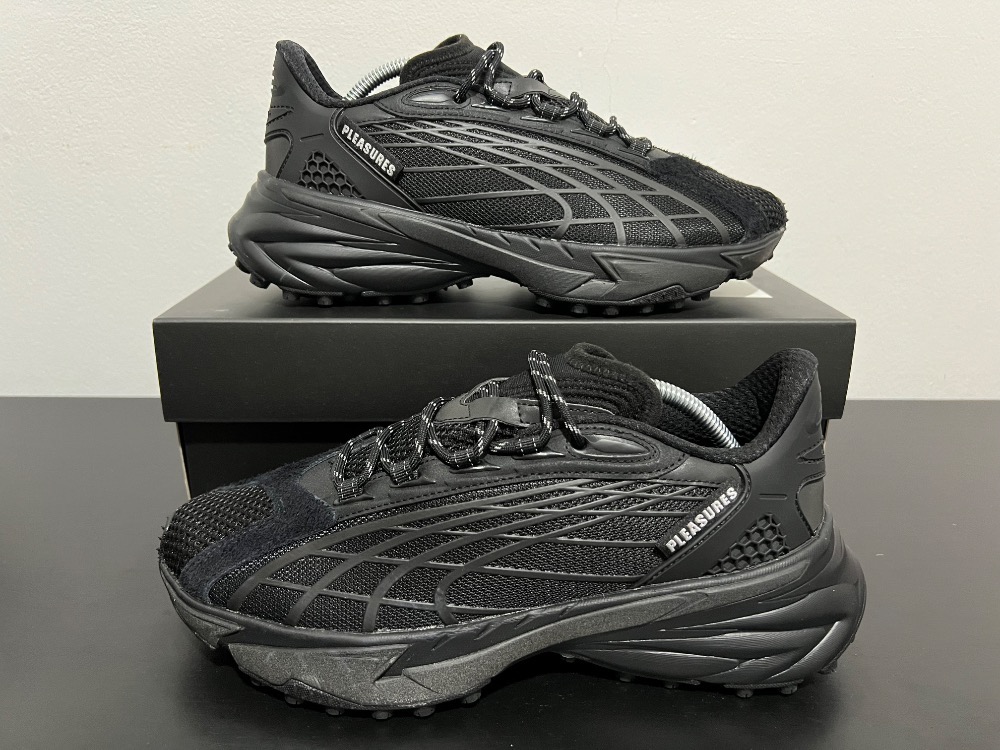 Pleasures x Puma Spirex Black