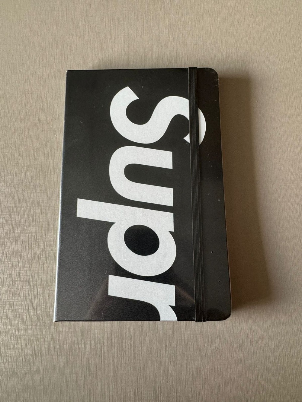 Moleskine x Supreme Caderno Large Black — Único, Novo