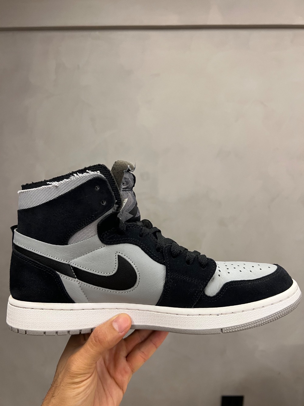 Air Jordan 1 Zoom CMFT Black Light Smoke Grey — 43, Usado