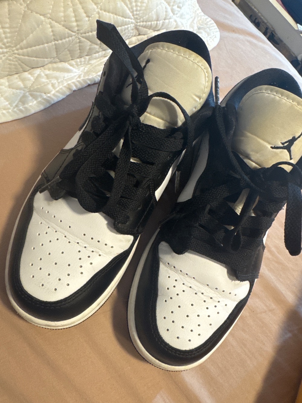 Air Jordan 1 Low Panda (2023) — 36, Usado