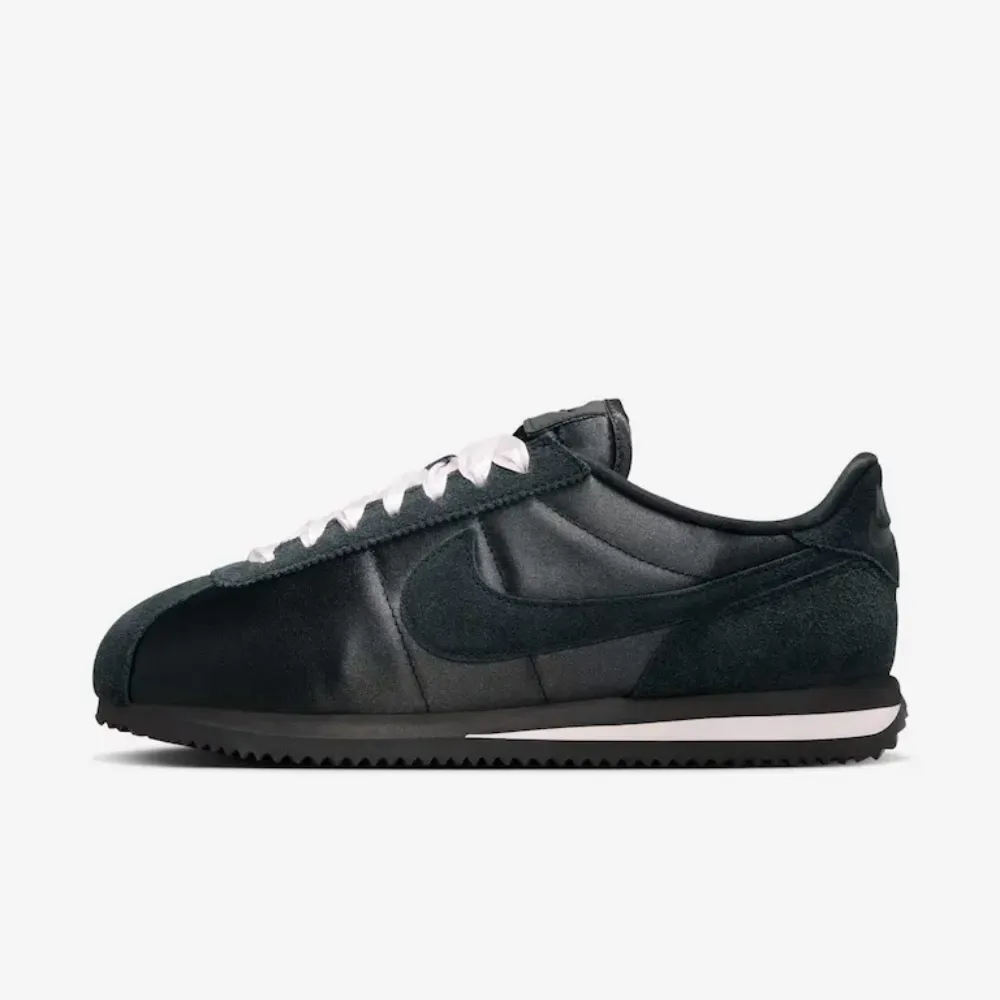 Nike Cortez TXT Black Satin - Droper