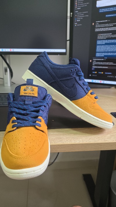 Nike SB Dunk Low Desert Ochre and Midnight - Droper