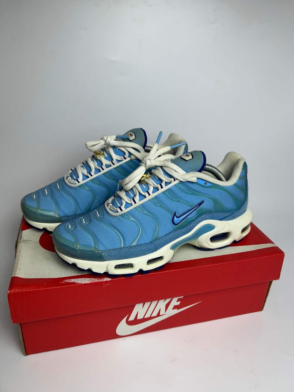 Nike Air Max Plus SE University Blue — 37, Usado