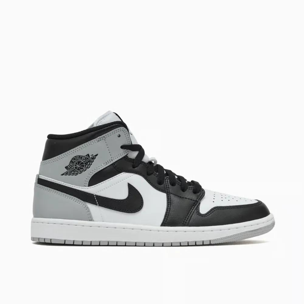 Air Jordan 1 Mid Barons foto 1