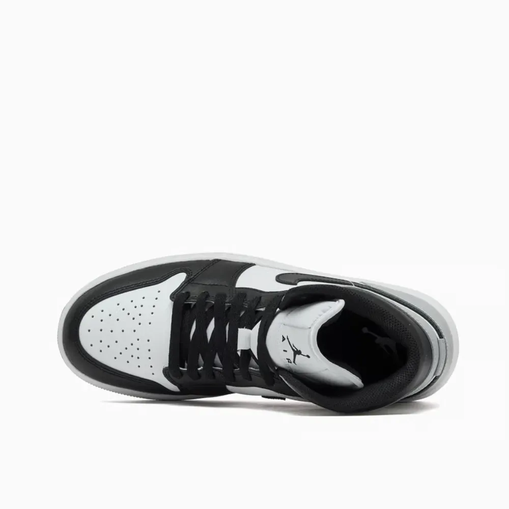 Air Jordan 1 Mid Barons foto 2