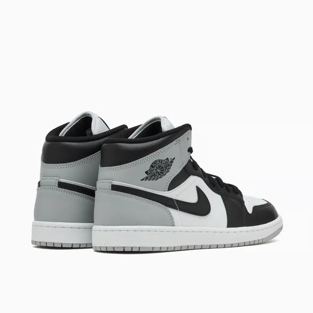 Air Jordan 1 Mid Barons foto 4