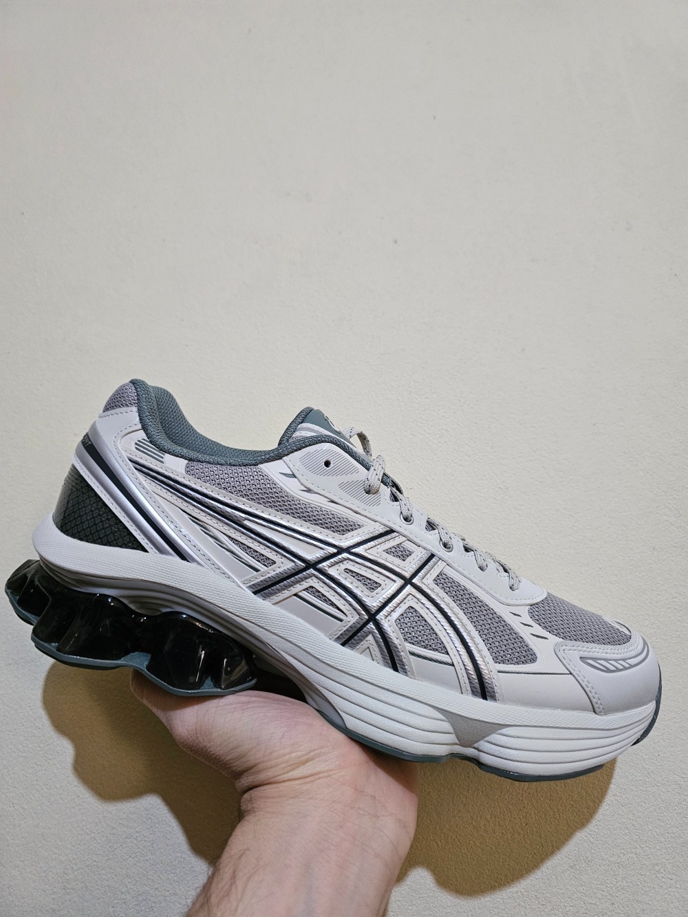 Asics Gel-Kinetic Fluent Seal Grey Pure Silver