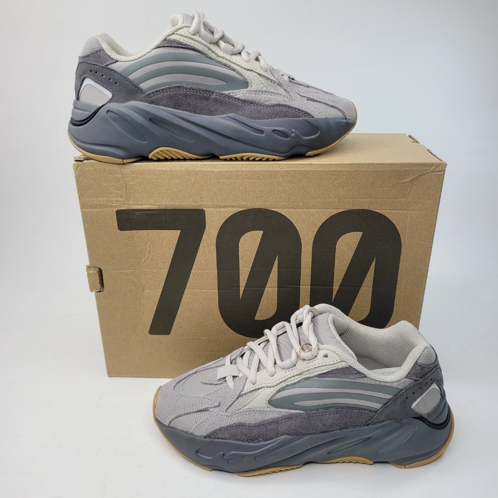 Yeezy 700 V2 Tephra