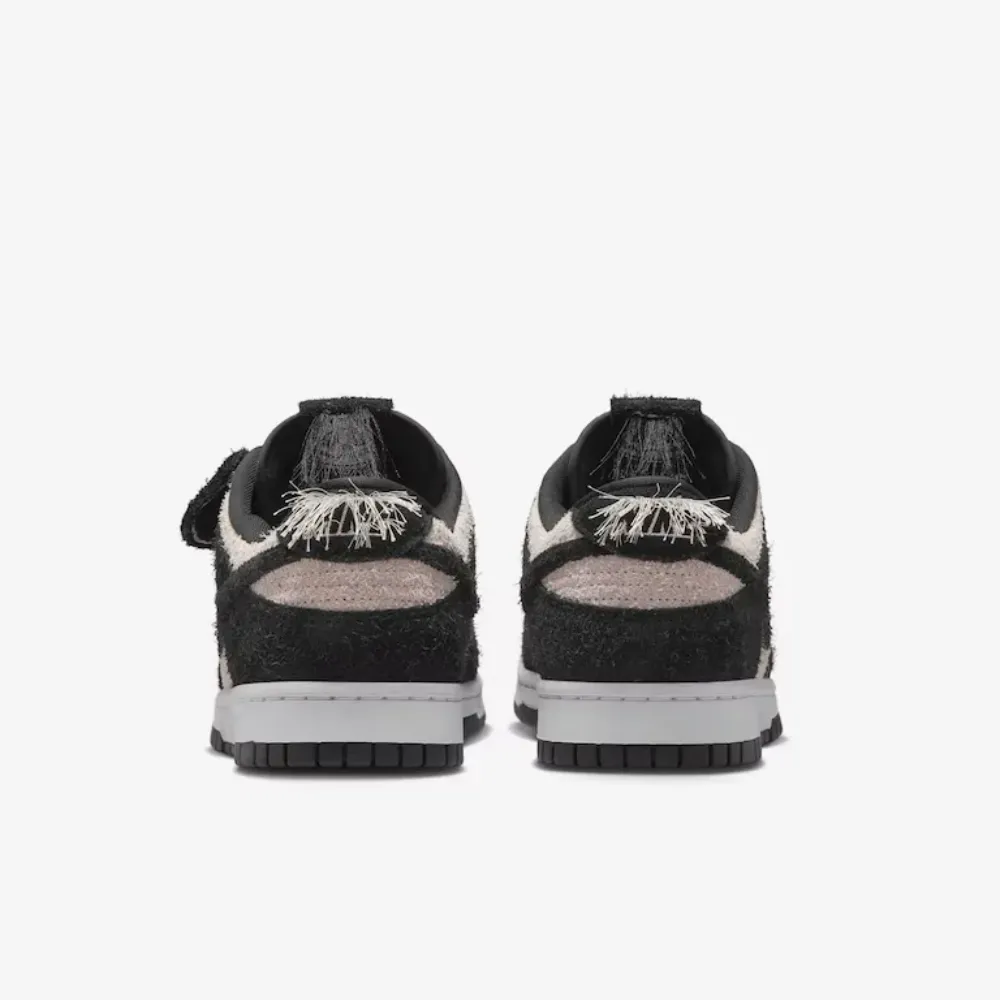 Dunk Low Retro SE Panda Monium Black Suede foto 4