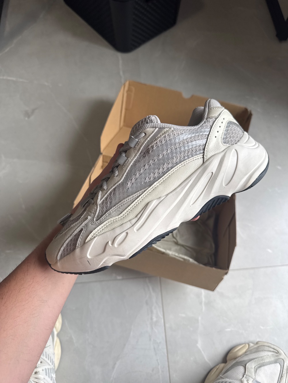 Yeezy 700 V2 Static
