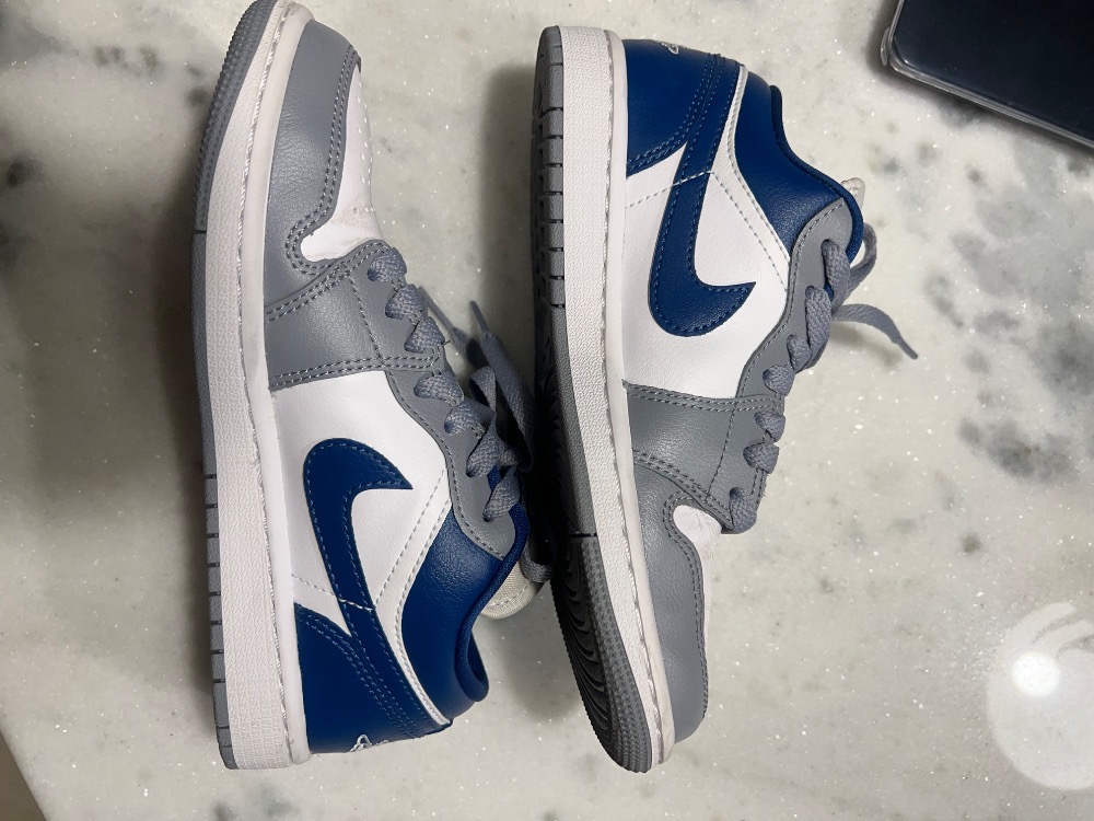Air Jordan 1 Low French Blue — 34, Usado