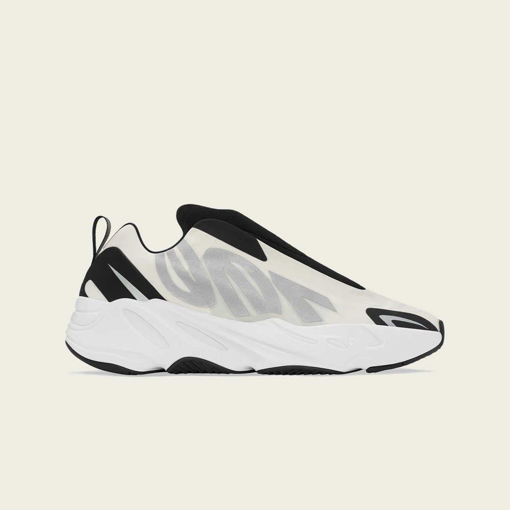 Yeezy Boost 700 MNVN Laceless Analog