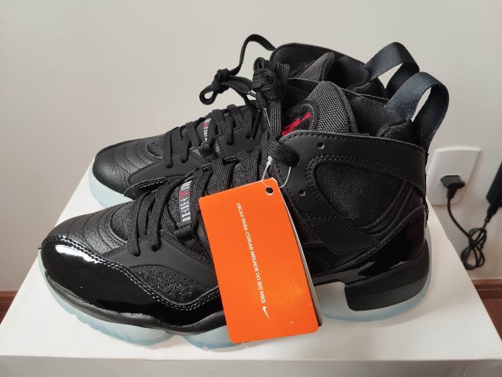 Jordan Jumpman Two Trey Black University Red