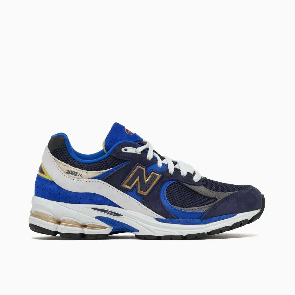 FC Porto x New Balance 2002R foto 1