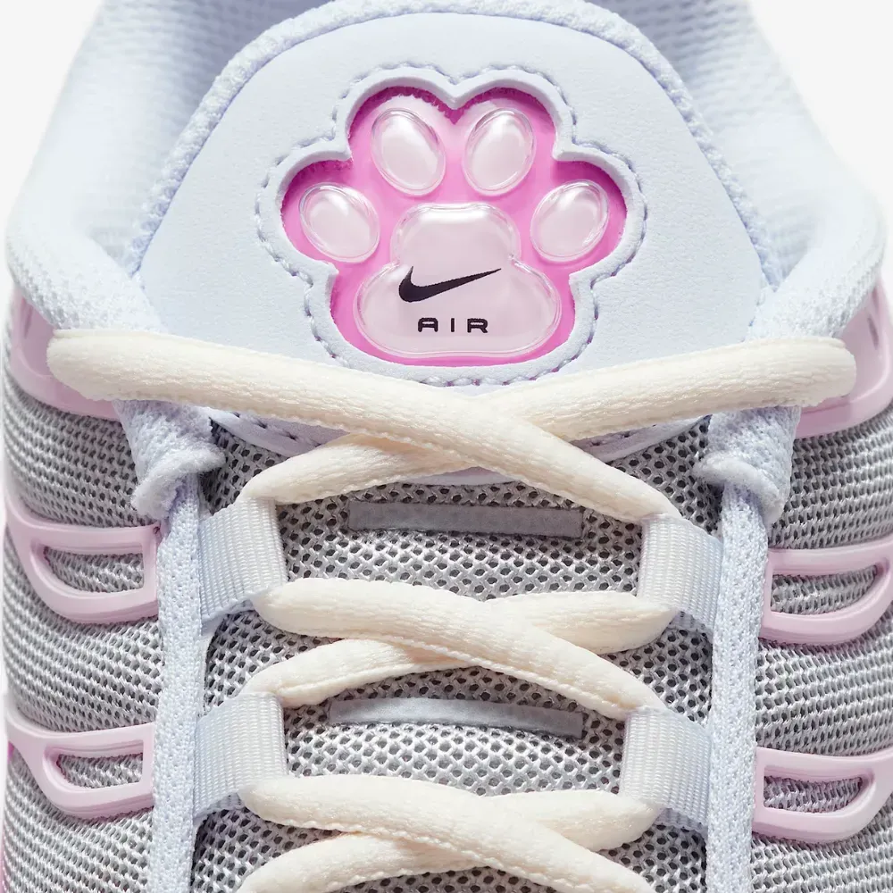 Nike Air Max Plus Paw Print Pink Foam - Droper