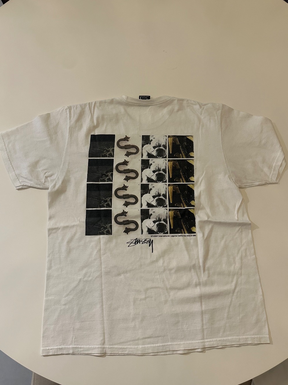 Camiseta Stussy Stock Dog Tee White — G, Usado