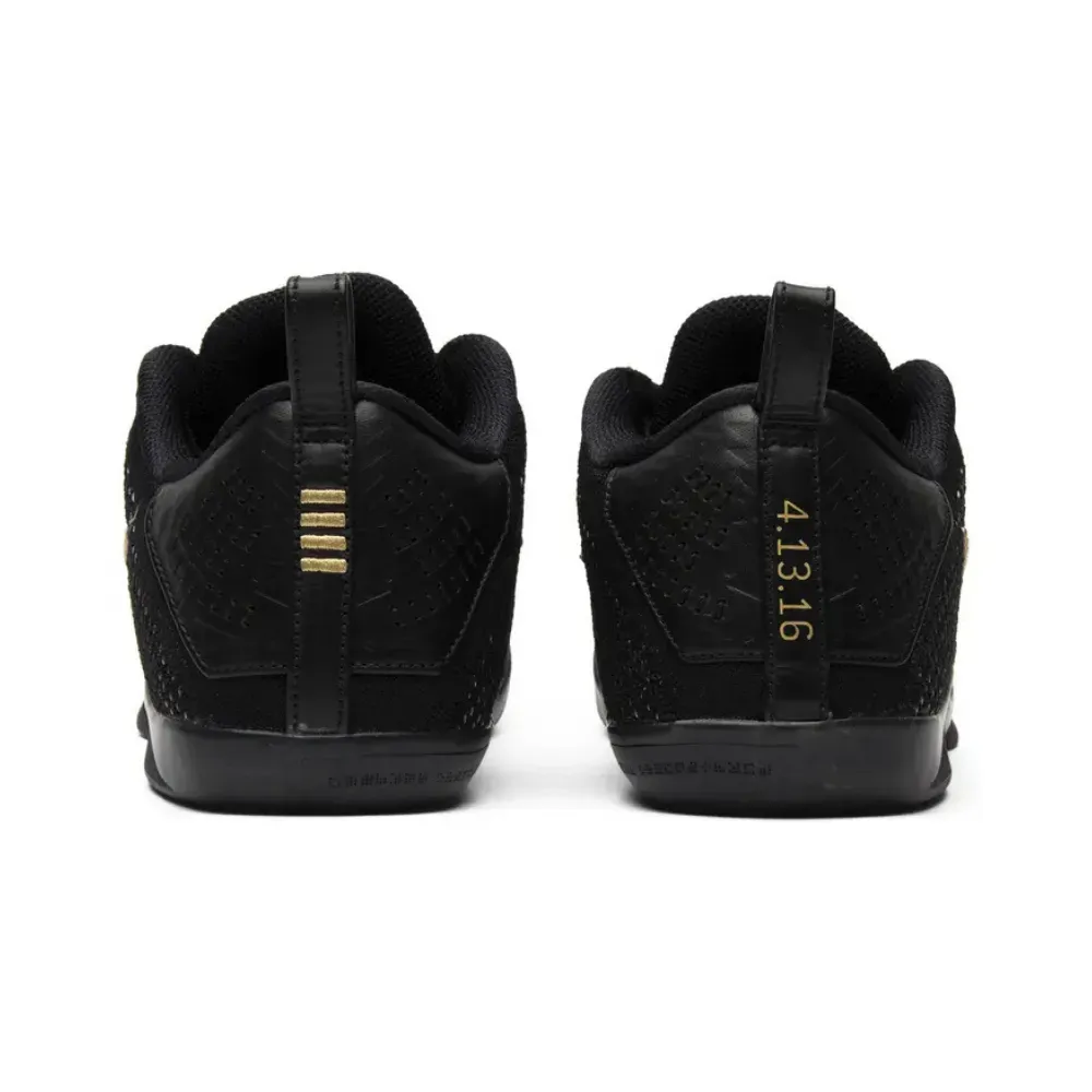 Nike Kobe 11 Elite Low Black Mamba Collection Fade to Black - Droper