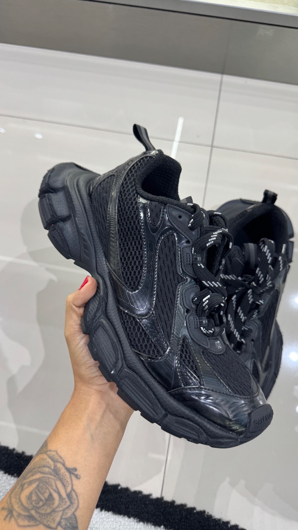 Balenciaga 3XL - Droper