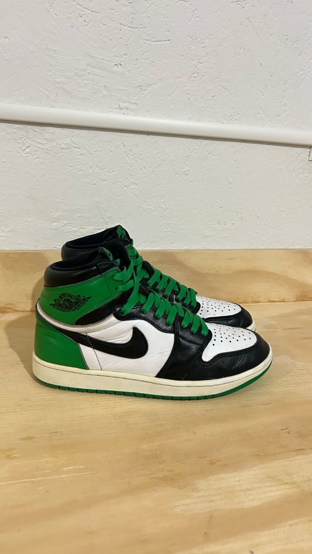 Air Jordan 1 High OG Lucky Green — 42, Usado