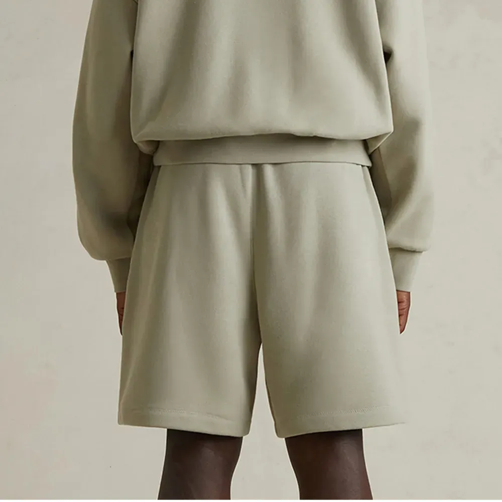 Shorts Fear of God Essentials Soccer Fleece Sweat Abbey Stone - Droper