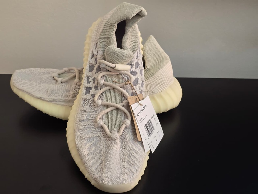 Yeezy 350 V2 CMPCT Slate Bone