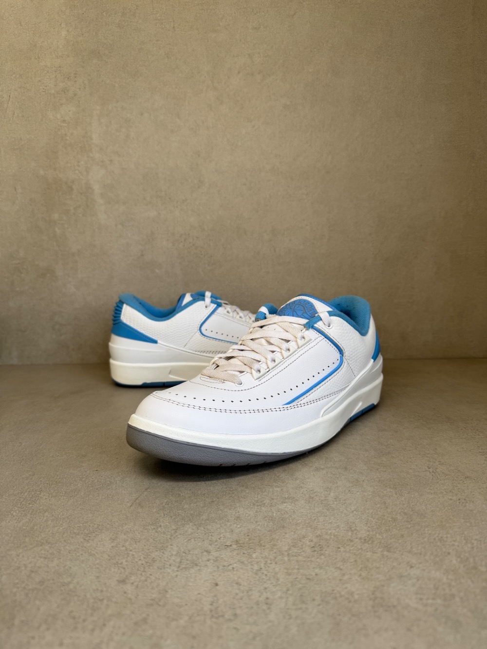 Air Jordan 2 Low University Blue — 41, Usado