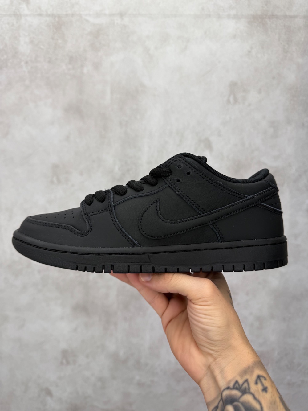 Nike SB Dunk Low Pro Triple Black — 38, Novo