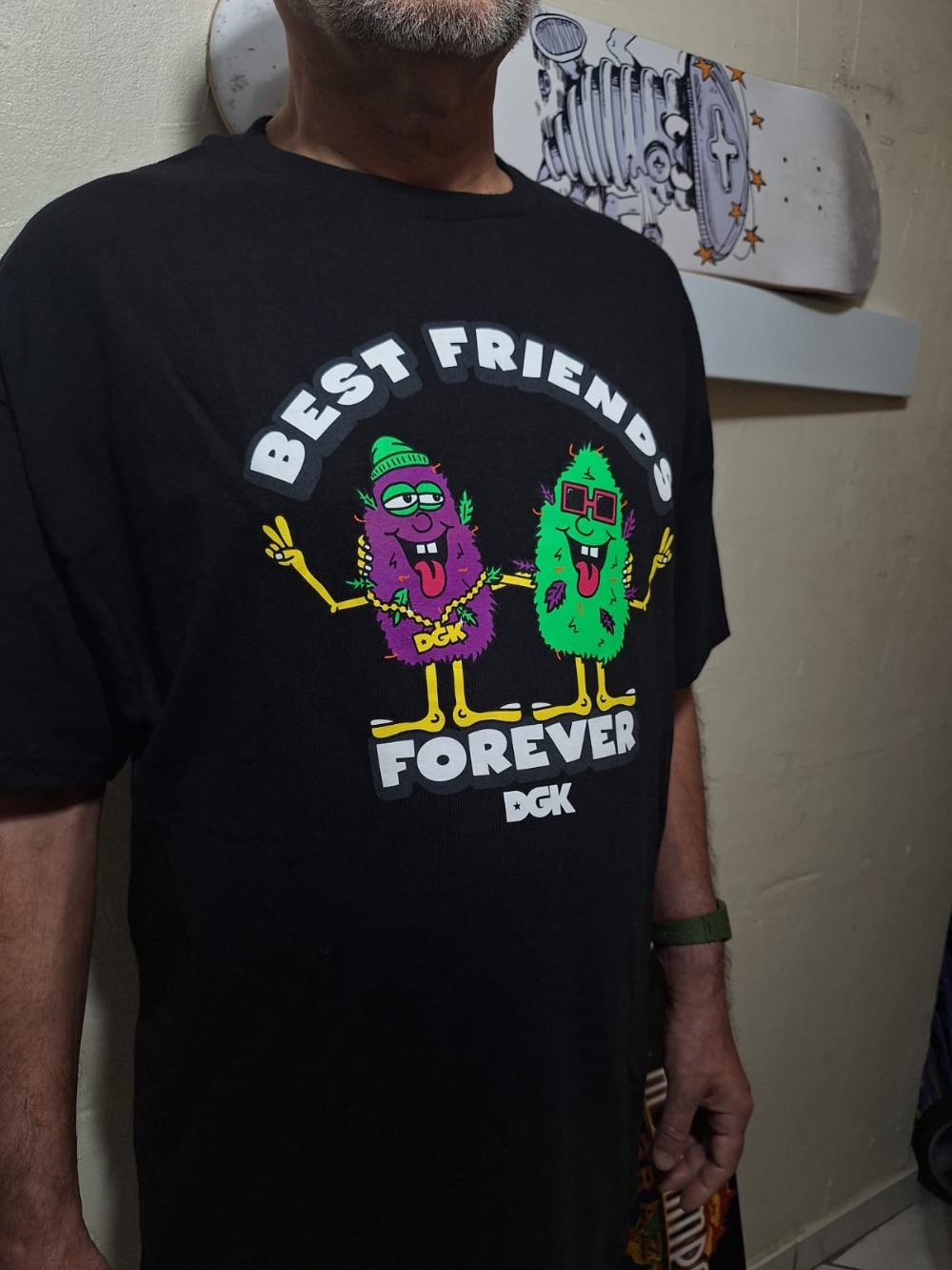 Camiseta DGK Buds Preto