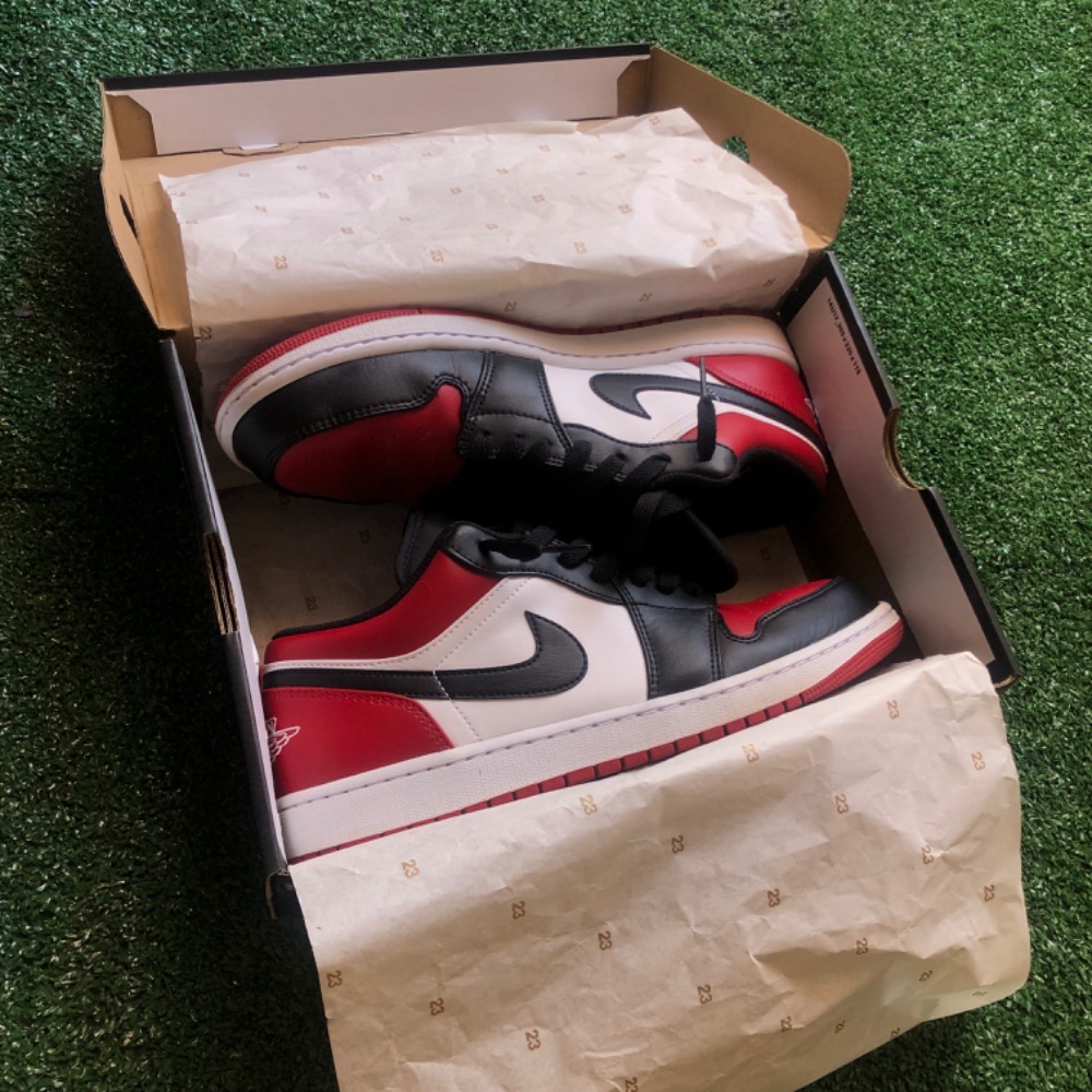 Air Jordan 1 Low Bred Toe Gym Red — 42, Usado