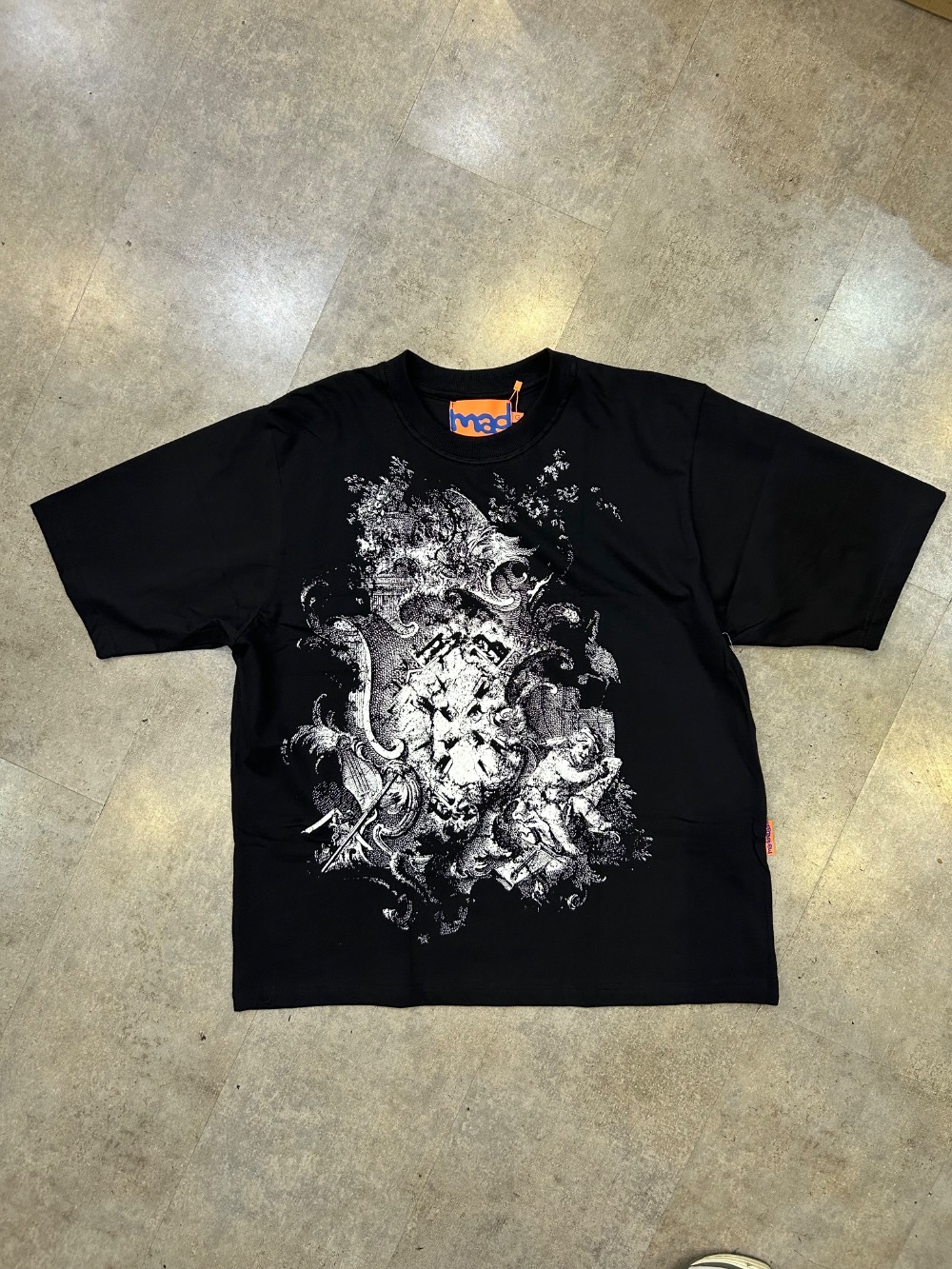 Camiseta Mad enlatados