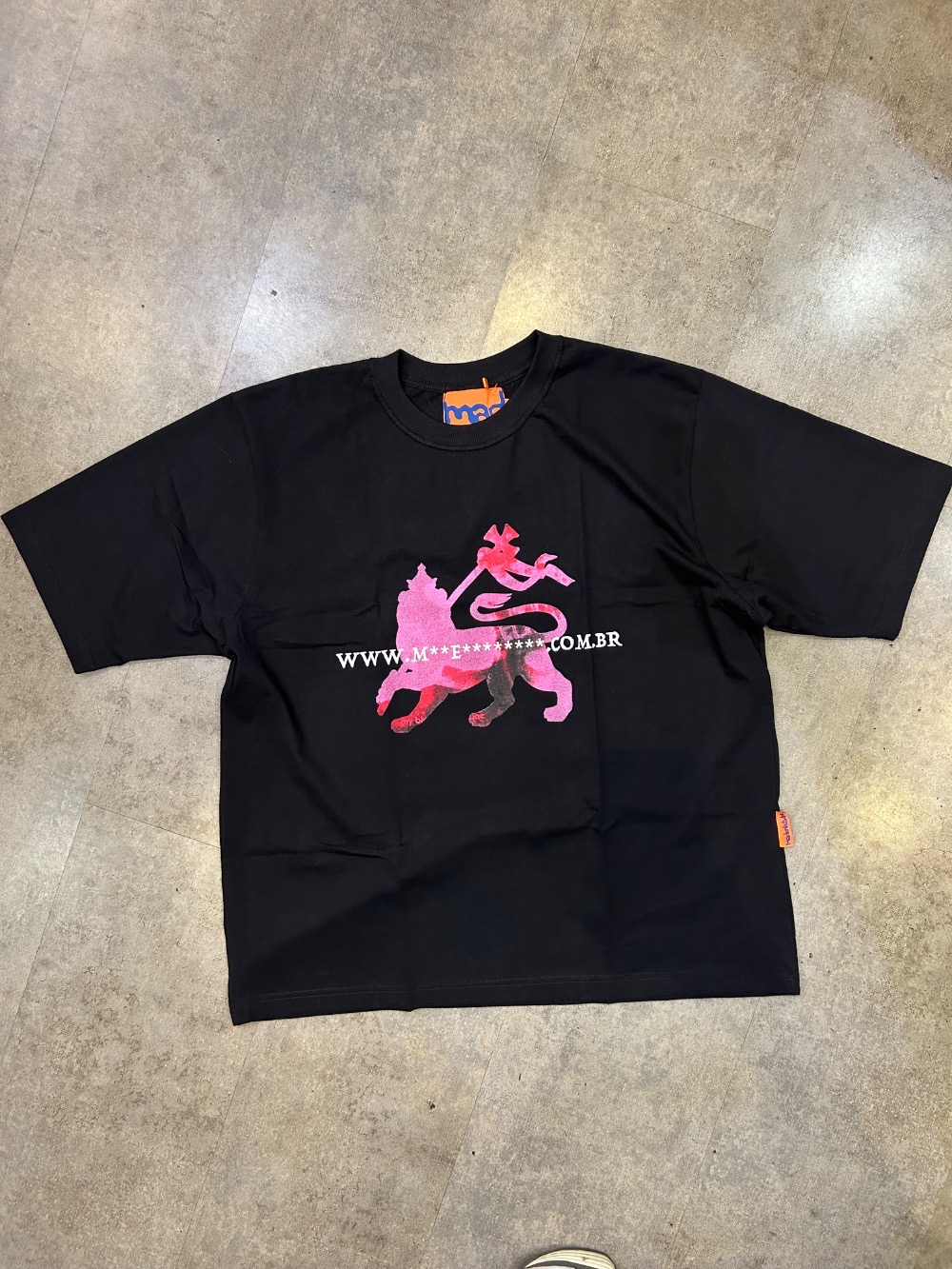 Camiseta Mad enlatados