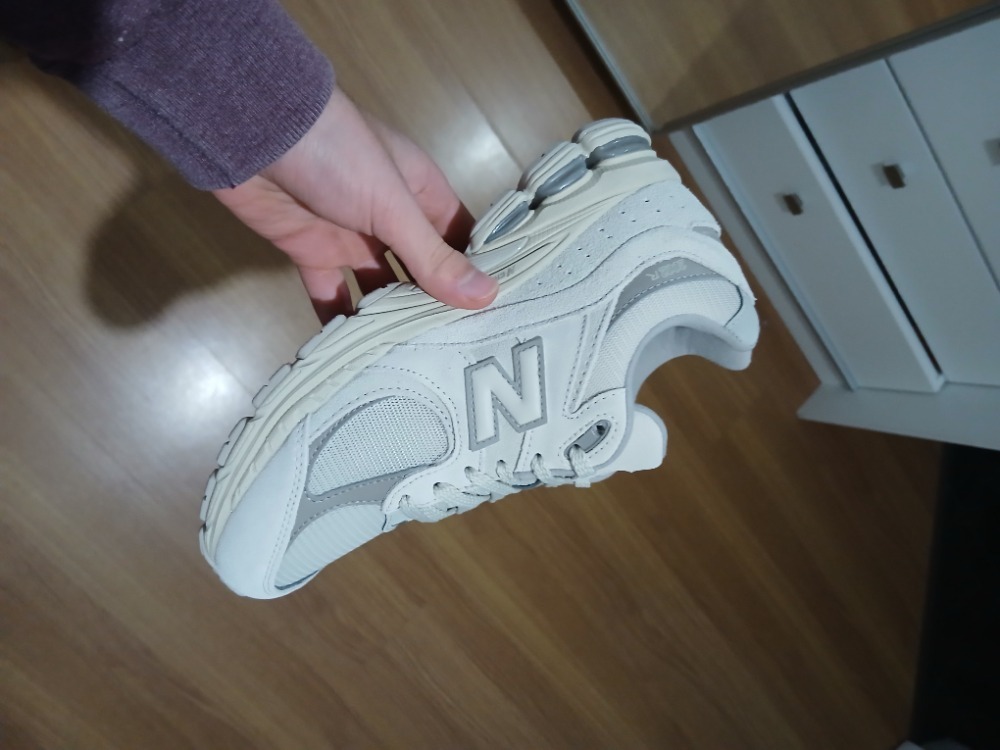 New Balance 2002R Natural
